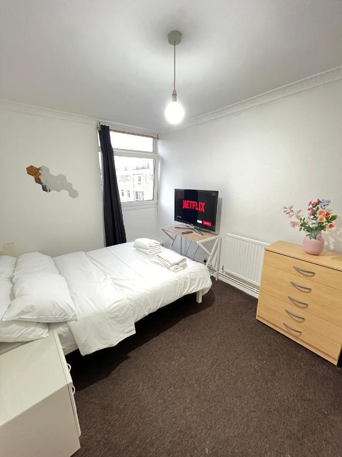 Entire 3 Bedroom Luxury Apartment In London With Private Balcony Bagian luar foto