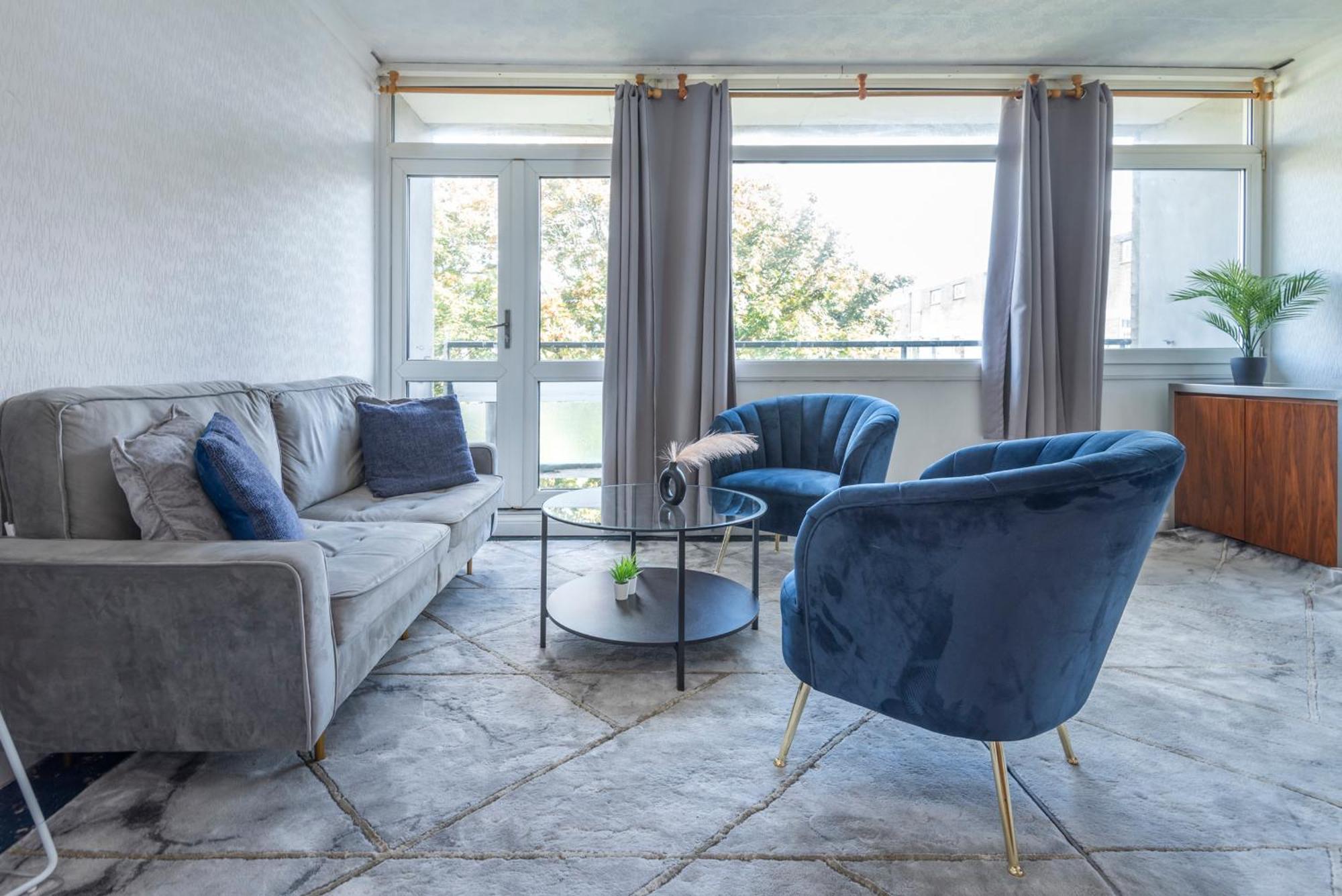 Entire 3 Bedroom Luxury Apartment In London With Private Balcony Bagian luar foto